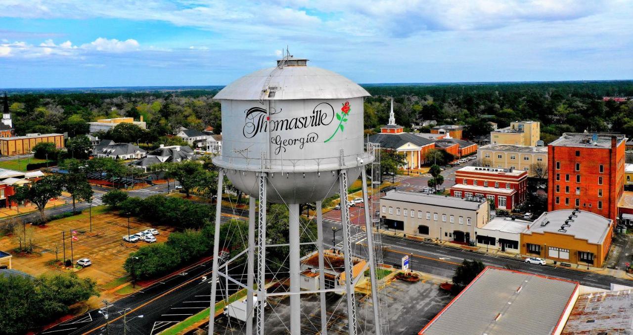 Honeycomb Gem, Beautifully Designed & Near Downtown Thomasville Eksteriør billede