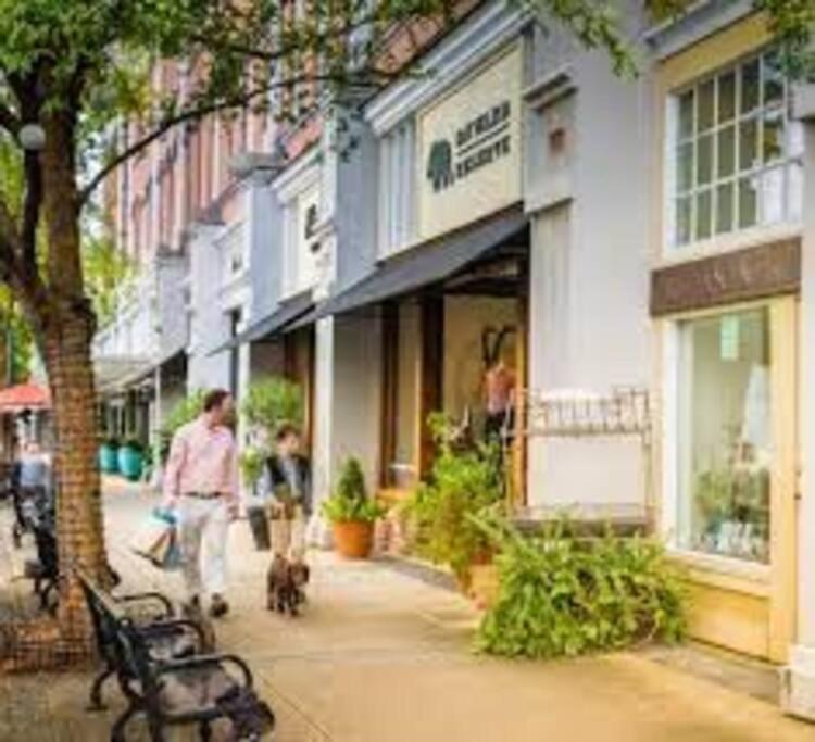 Honeycomb Gem, Beautifully Designed & Near Downtown Thomasville Eksteriør billede